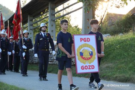 Slovesnost ob odprtju prizidka in prevzemu večnamenskega gasilskega vozila PGD Gozd (10)